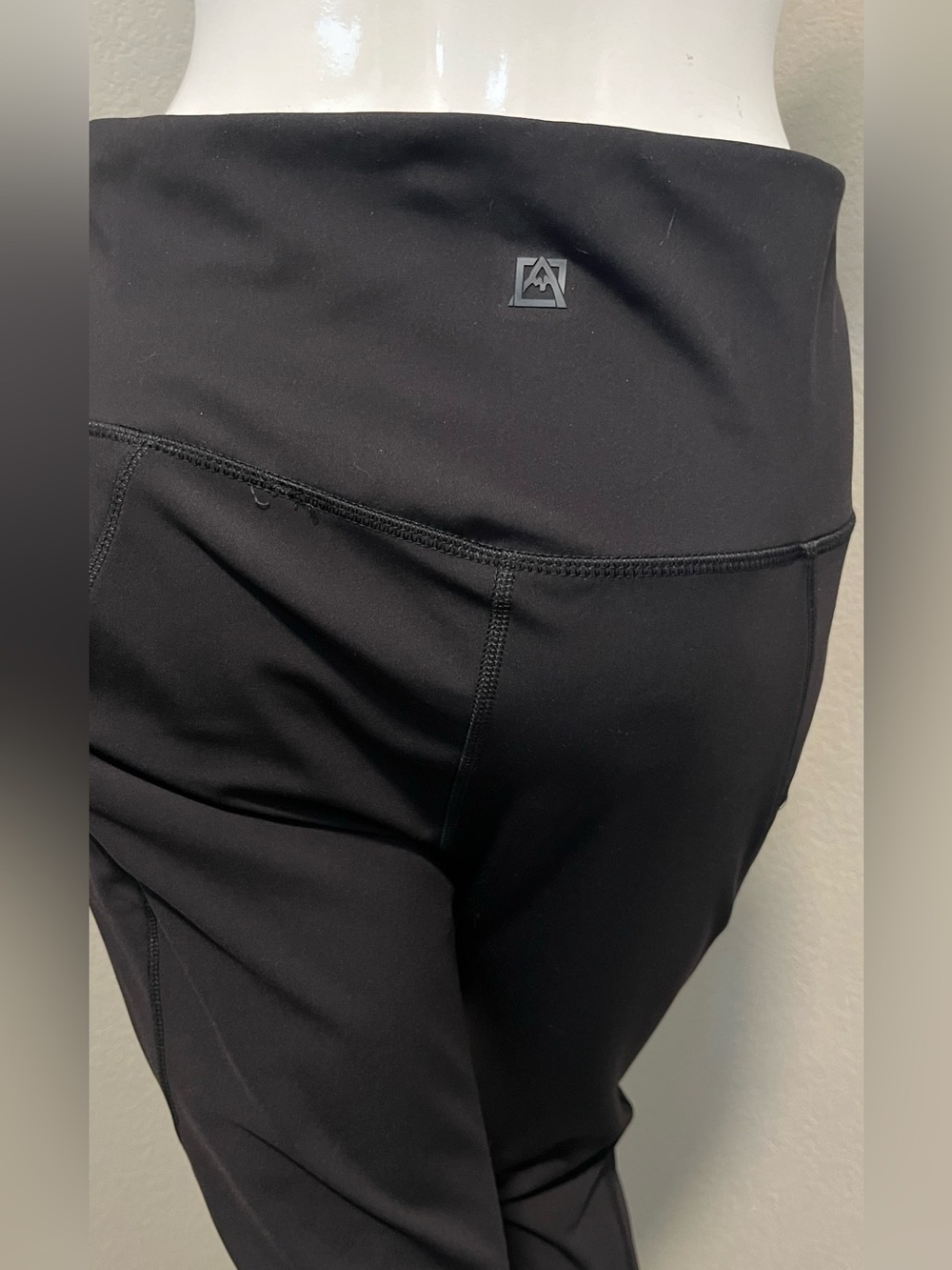 Avalanche Women’s Activewear Black Soft High- Waist Leggings Size XL - Picture 6 of 13